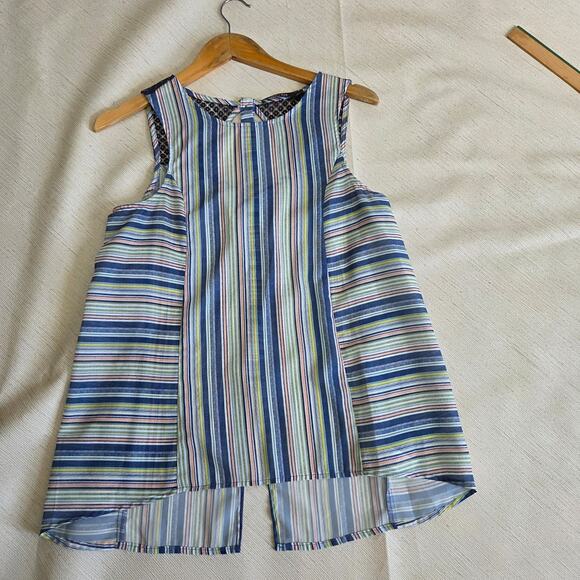Doe & Rae cute sleeveless blouse womans size Small - Picture 3 of 7